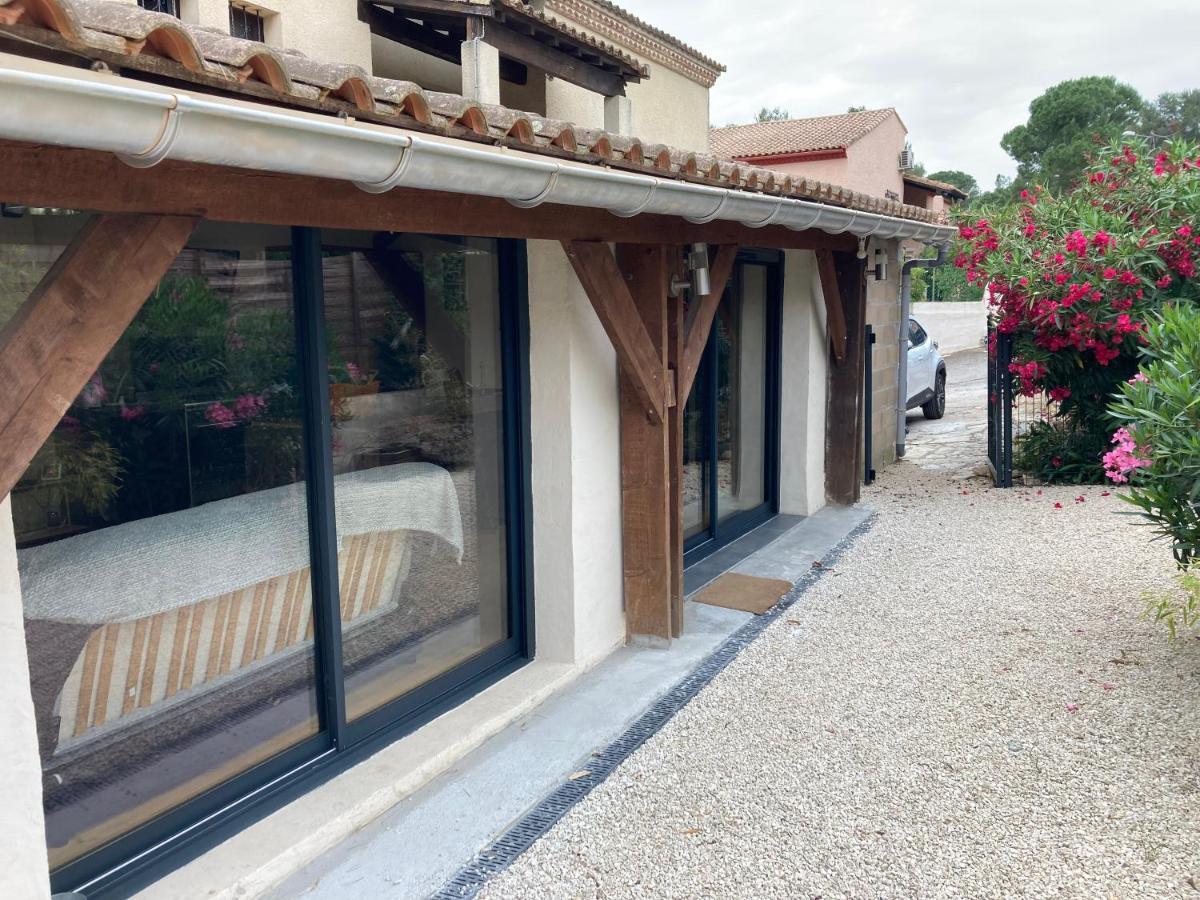 Au Coeur De La Pinede De 1 A 4 Personnes Villa Langlade Luaran gambar