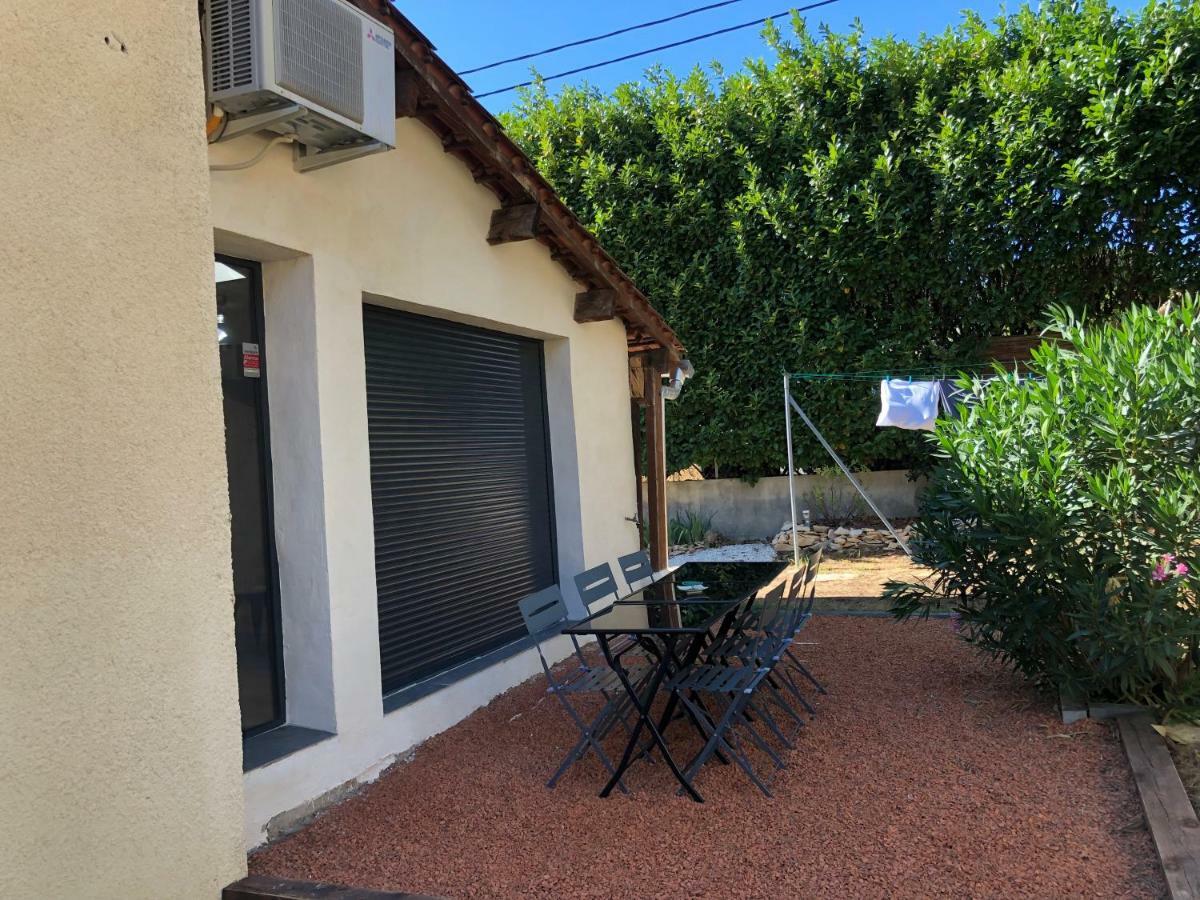 Au Coeur De La Pinede De 1 A 4 Personnes Villa Langlade Luaran gambar
