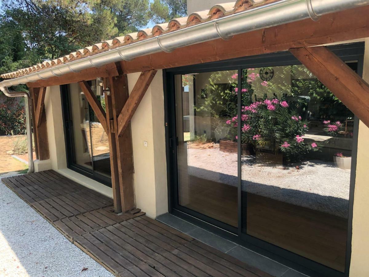 Au Coeur De La Pinede De 1 A 4 Personnes Villa Langlade Luaran gambar
